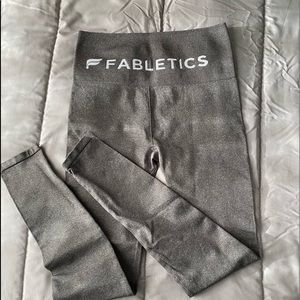 Fabletics high waisted seamless classic 7/8 length